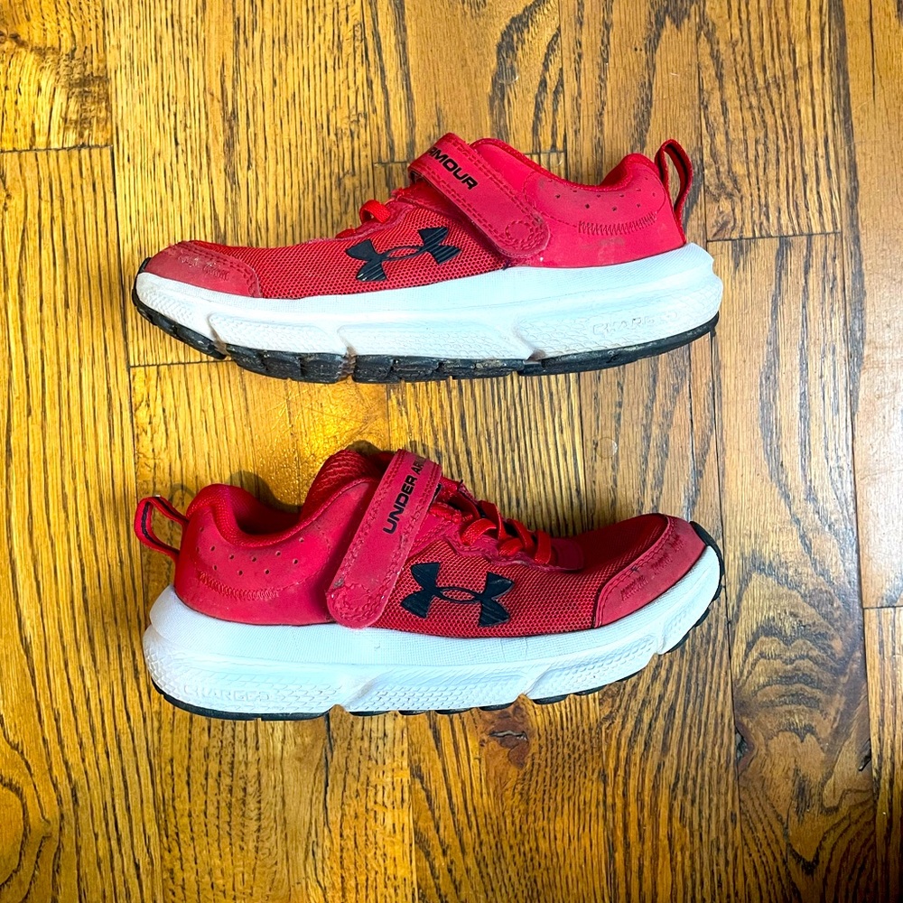 Under Armour running shoes size 13c